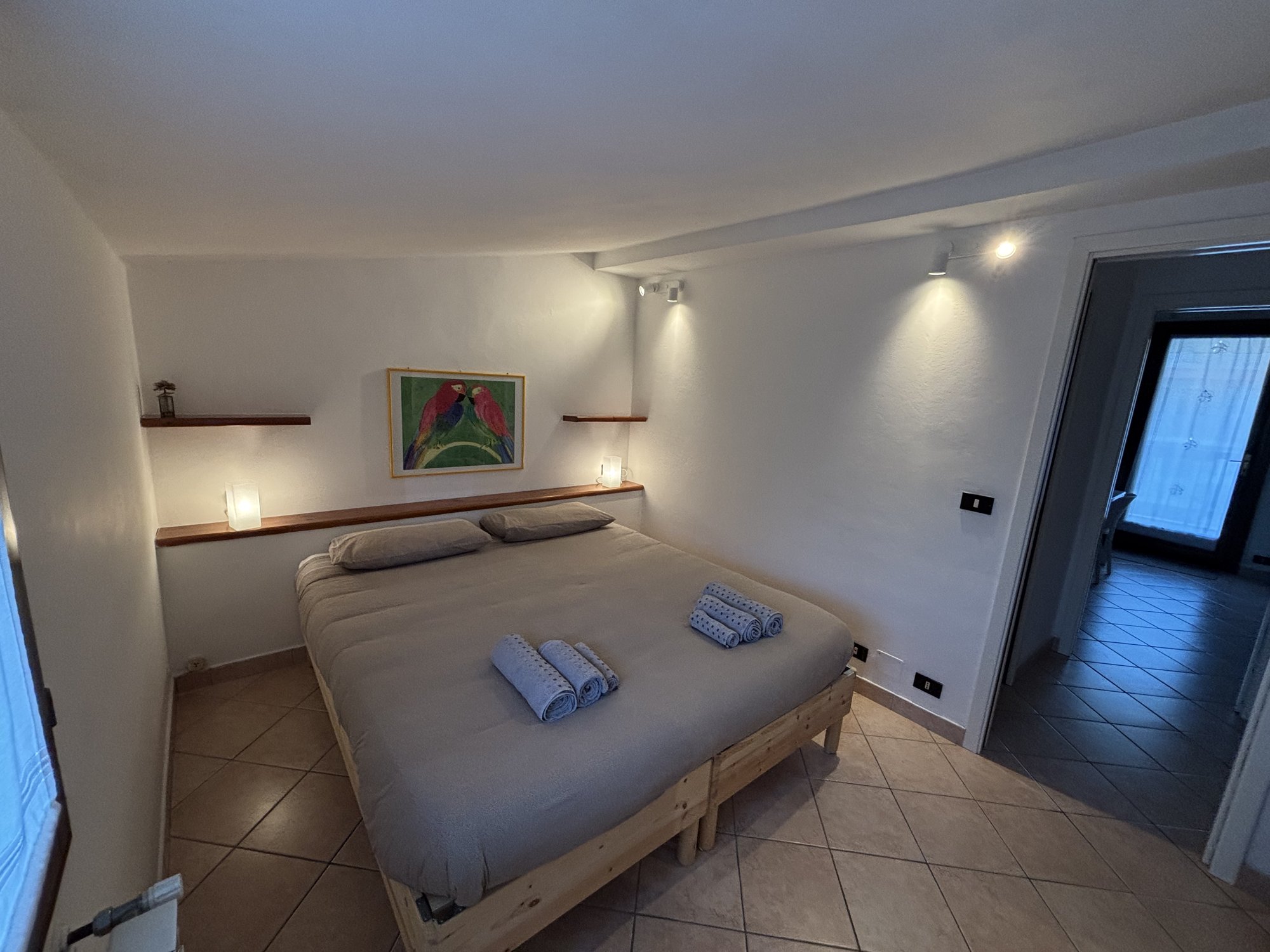 Camera da letto, altra angolazione